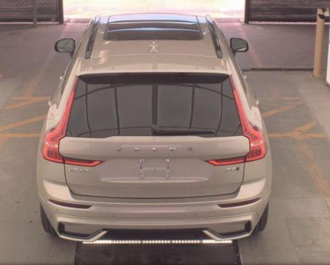 2025 Volvo XC60 B5 Plus