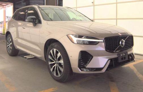 2025 Volvo XC60 B5 Plus