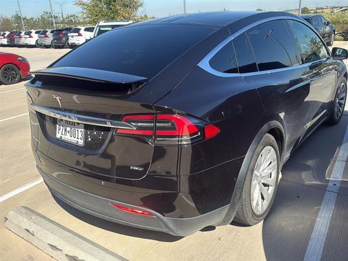 2018 Tesla Model X 75D