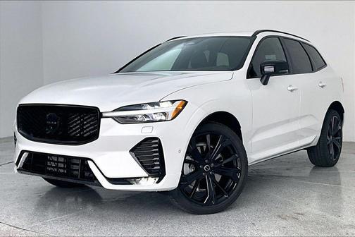 2026 Volvo XC60 B5 Ultra Black Edition