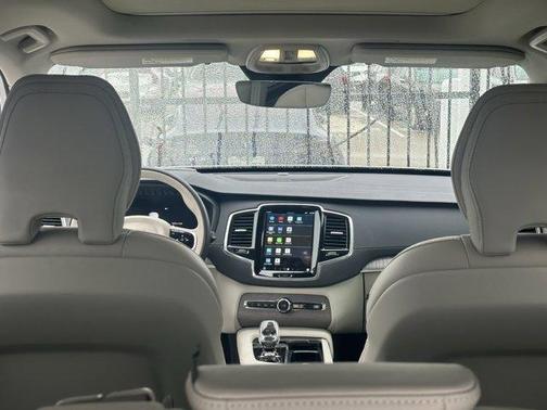 2025 Volvo XC90 Plug-In Hybrid T8 Ultra 7-Seater