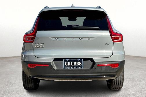 2026 Volvo XC40 B4 Core