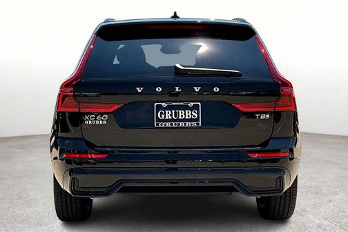 2026 Volvo XC60 Plug-In Hybrid T8 Plus