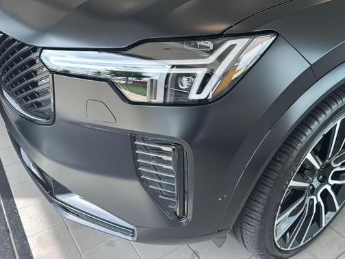 2026 Volvo XC90 ULTRA THEME