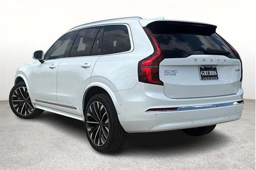 2025 Volvo XC90 B6 Ultra
