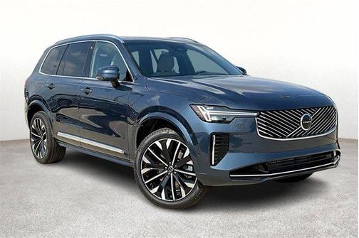 2025 Volvo XC90 Plug-In Hybrid T8 Plus 7-Seater