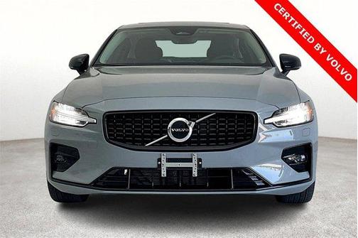 2025 Volvo S60 B5 Core