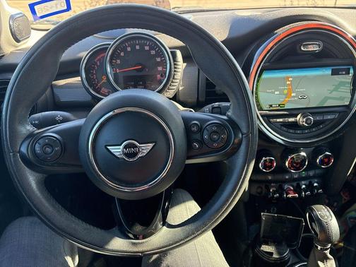 2016 MINI Hardtop Cooper
