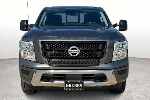 2021 Nissan Titan SV