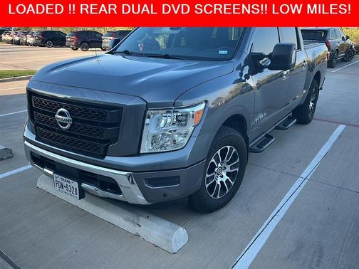 2021 Nissan Titan SV