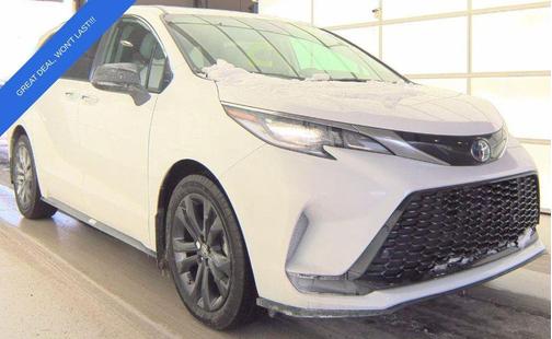 2024 Toyota Sienna XLE