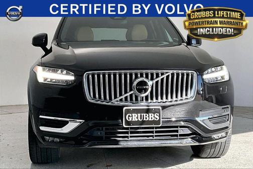 Onyx Black Metallic 2023 Volvo XC90 B6 Ultimate 7-Seater