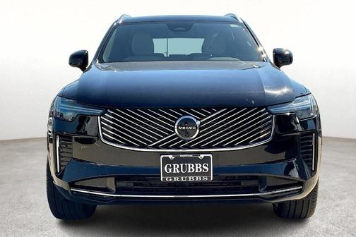 2025 Volvo XC90 B6 Plus 7-Seater