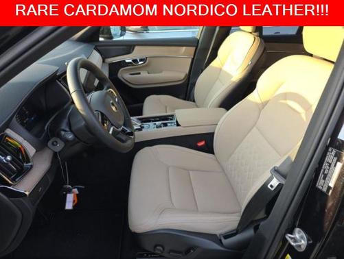 2025 Volvo XC90 B6 Plus 7-Seater