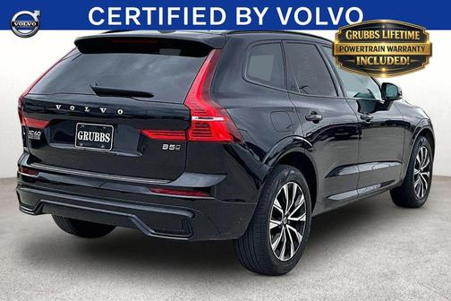 Onyx Black Metallic 2024 Volvo XC60 B5 Plus Dark Theme
