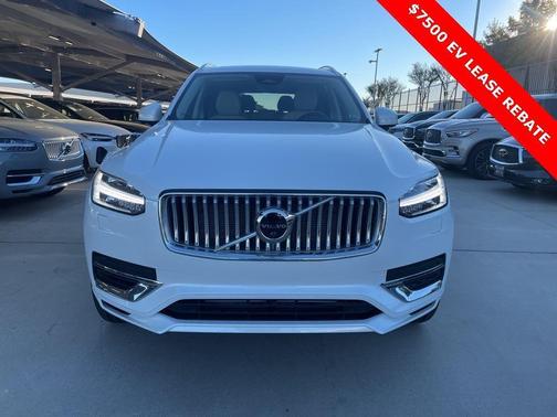 2025 Volvo XC90 Plug-In Hybrid T8 Plus 7-Seater