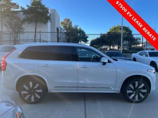 2025 Volvo XC90 Plug-In Hybrid T8 Plus 7-Seater