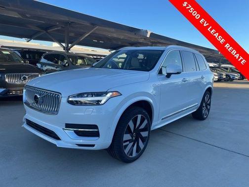 2025 Volvo XC90 Plug-In Hybrid T8 Plus 7-Seater