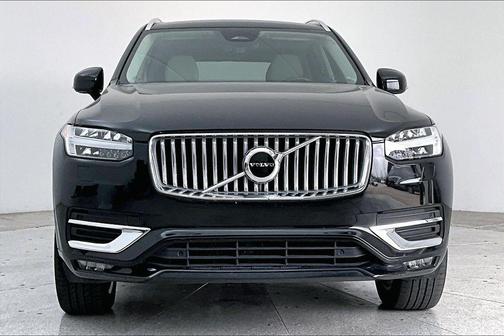 2024 Volvo XC90 B5 Core Bright Theme