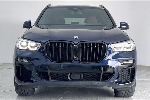 2021 BMW X5 M50i