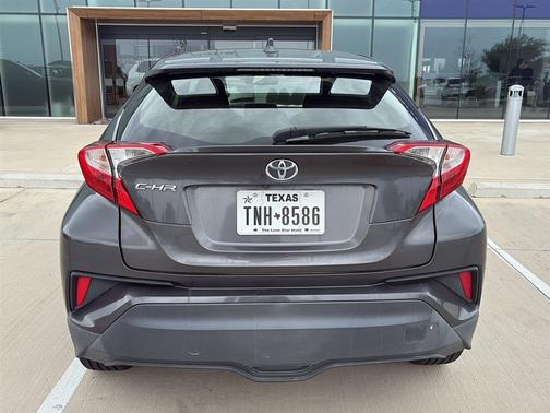 2019 Toyota C-HR XLE