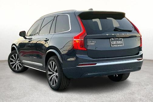 2025 Volvo XC90 B6 Core