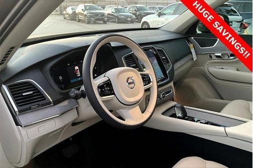 2025 Volvo XC90 B6 Core 7 Passenger