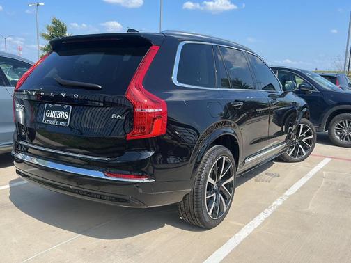 2025 Volvo XC90 B6 Plus 7-Seater