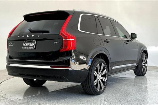 2023 Volvo XC90 B6 Ultimate 7-Seater