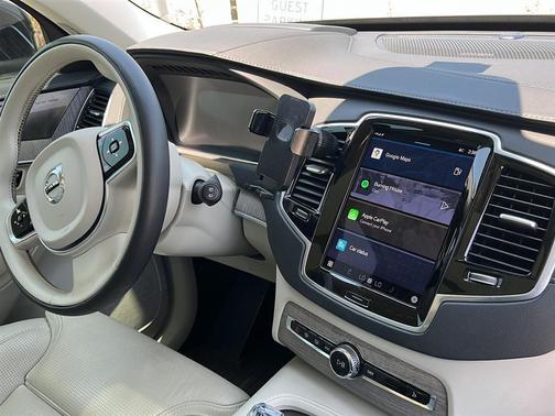 2023 Volvo XC90 B6 Ultimate 7-Seater