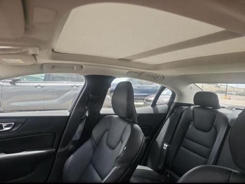 2025 Volvo S60 B5 Plus