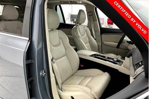2022 Volvo XC90 Recharge Plug-In Hybrid T8 Inscription 6 Passenger