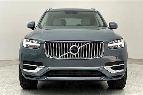 2022 Volvo XC90 Recharge Plug-In Hybrid INSCRIPTION