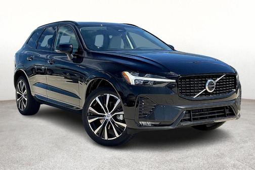 2025 Volvo XC60 B5 Plus