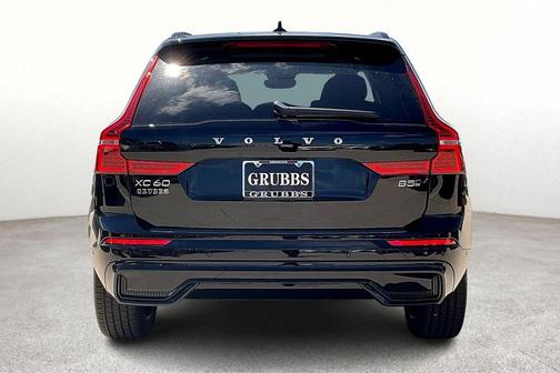 2025 Volvo XC60 B5 Plus
