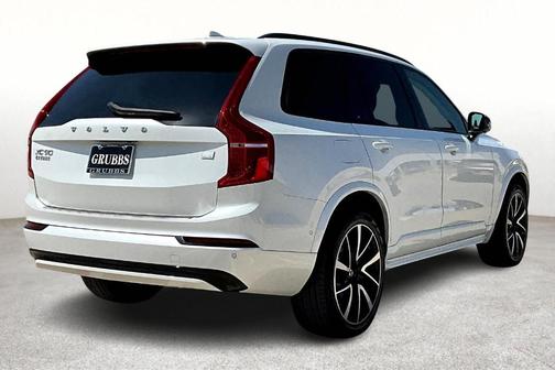 2023 Volvo XC90 Recharge Plug-In Hybrid T8 Plus Dark Theme 7-Seater