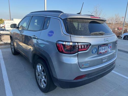 2024 Jeep Compass Latitude Lux