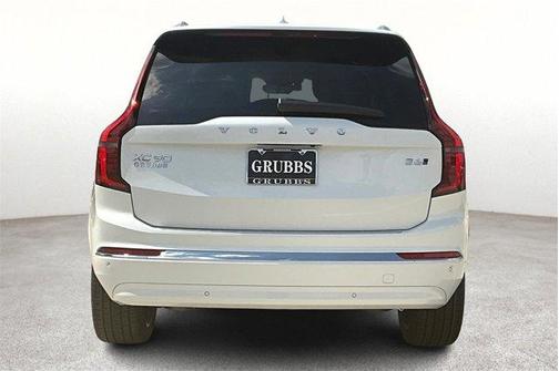 2025 Volvo XC90 B6 Ultra