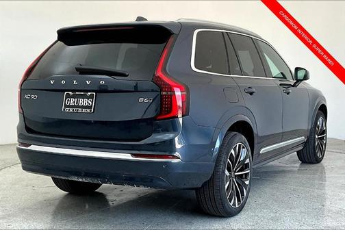 2025 Volvo XC90 B6 Plus 7-Seater