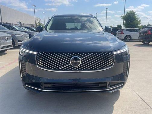 2025 Volvo XC90 Plug-In Hybrid T8 Ultra 7-Seater