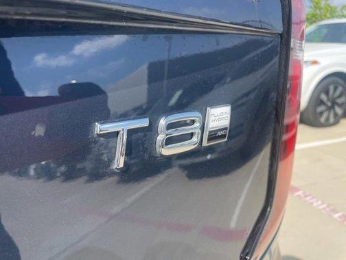 2025 Volvo XC90 Plug-In Hybrid T8 Ultra 7-Seater