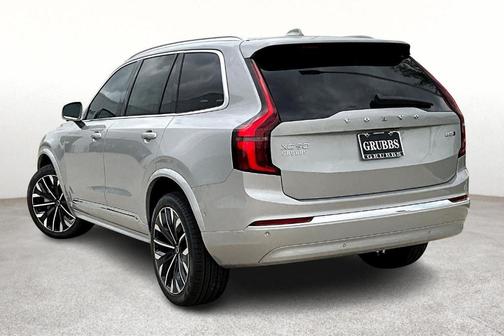 2025 Volvo XC90 PLUS