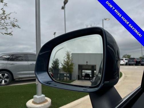 2025 Volvo XC90 B6 Plus 7 Passenger
