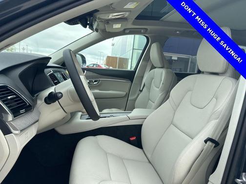 2025 Volvo XC90 B6 Plus 7-Seater