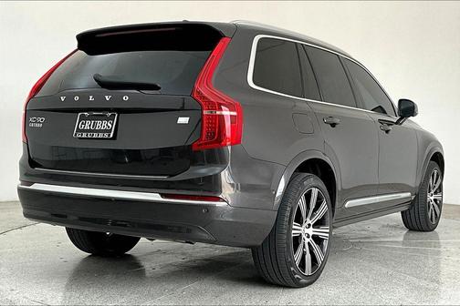 2024 Volvo XC90 Recharge Plug-In Hybrid T8 Ultimate Bright Theme 7-Seater