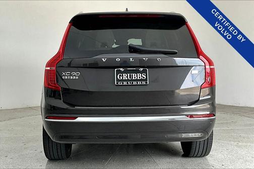 2024 Volvo XC90 Recharge Plug-In Hybrid T8 Ultimate Bright Theme 7-Seater