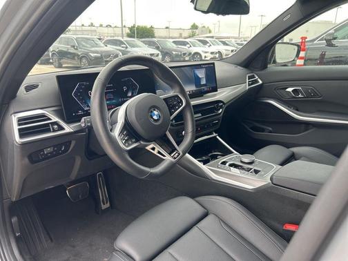 2025 BMW 330 i