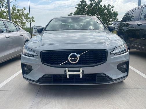 2025 Volvo S60 B5 Core