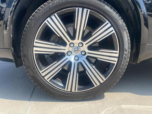 2021 Volvo XC90 T6 Inscription 6 Passenger