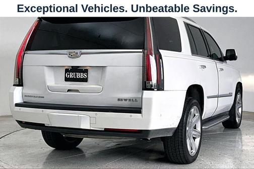 Crystal White Tri-Coat 2018 Cadillac Escalade Luxury